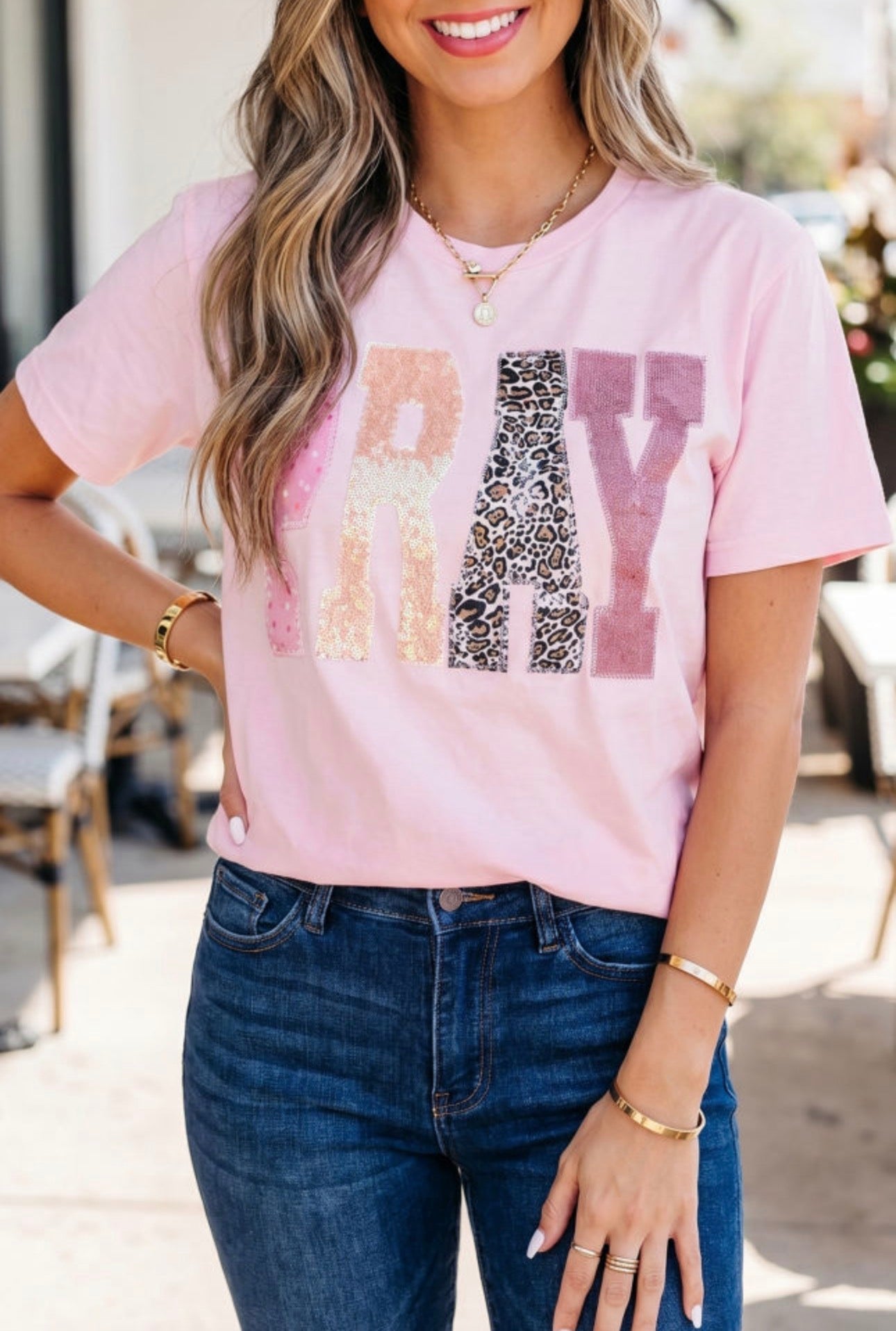 Pray Patch Graphic Tee – Light Pink